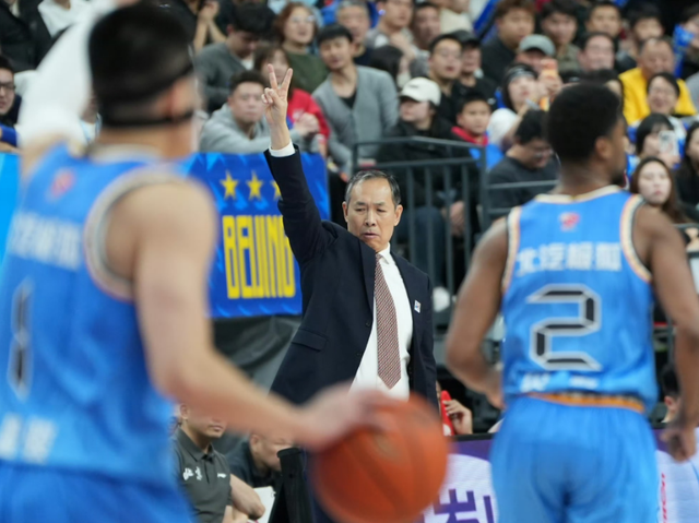 乐鱼体育官方入口-北京首钢VS浙江男篮！许利民出奇制胜，斯佩尔曼复出，央视直播